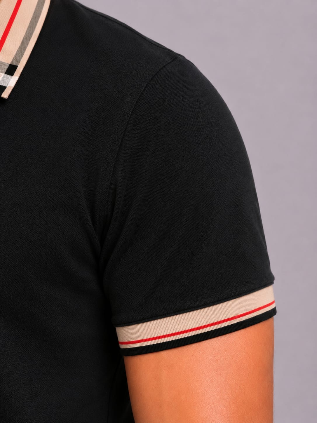 Check Collar Embroidered Polo T-Shirt – Black